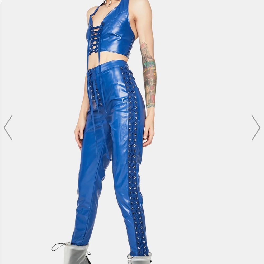 Pant suit sz L